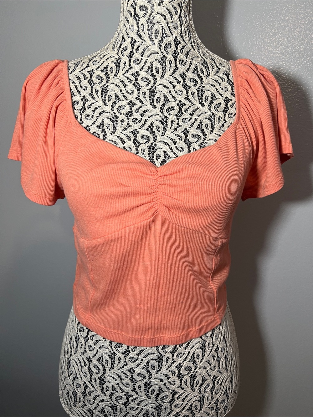 American Eagle Outfitters Coral Ribbed Ruched Crop Top